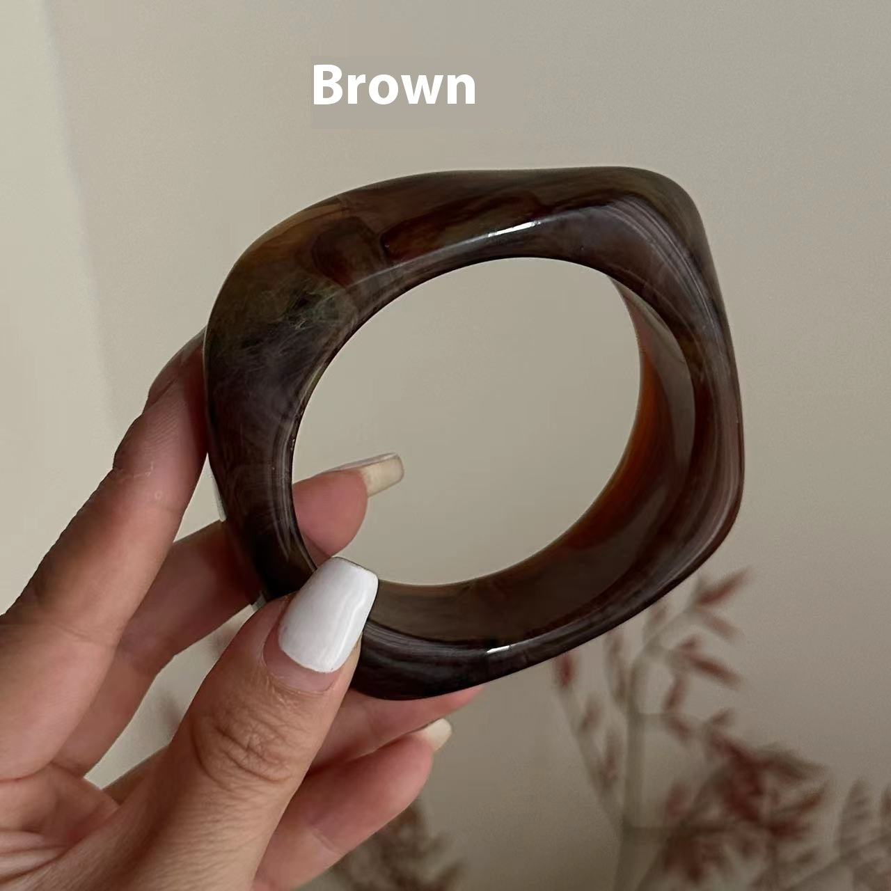 European And American Exaggerated Ins Style Acrylic Fashion Bracelet Irregular Translucent Design