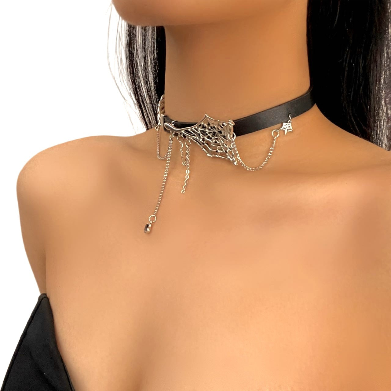 European And American Design Sense Cobweb Necklace Fashion Temperamental Minority Retro Metal Sense