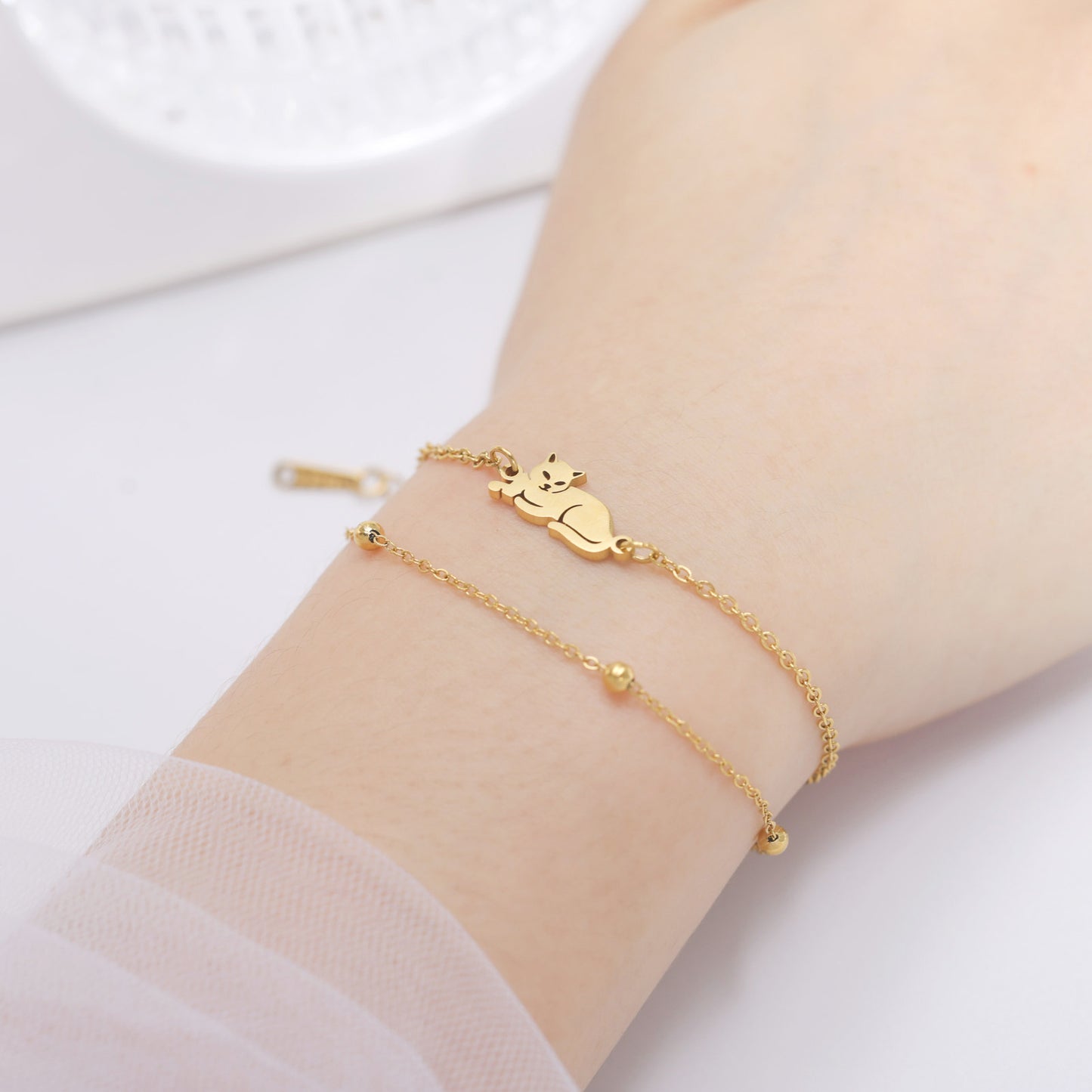Cute Double Hole Lying Kitten Pendant Titanium Steel Bracelet