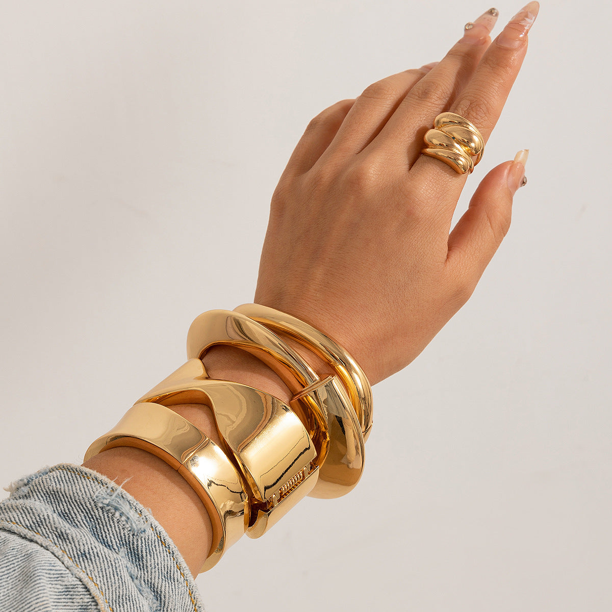 Exaggerated Glossy Square Notched Irregular Bracelet